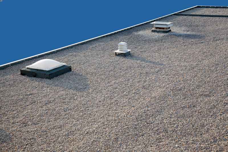 finding a commercial roofing contractor